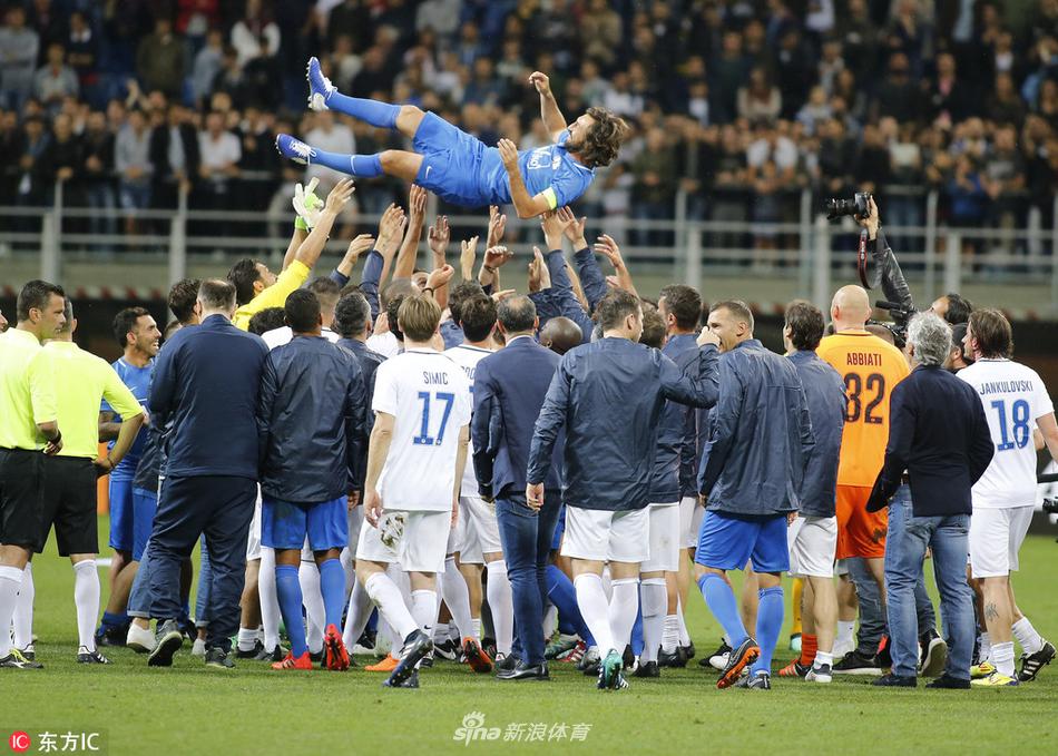 凯尔特人B队绝地反击雄鹿，汉密尔顿完成帽子戏法