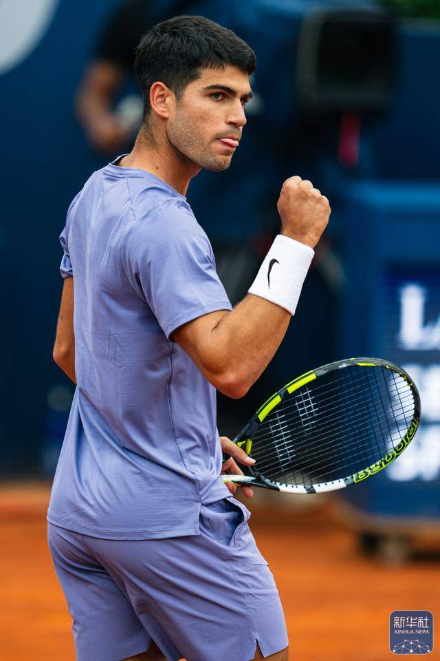西班牙网球队血洗欧洲网球队，阿尔卡拉斯绝境逆转的简单介绍