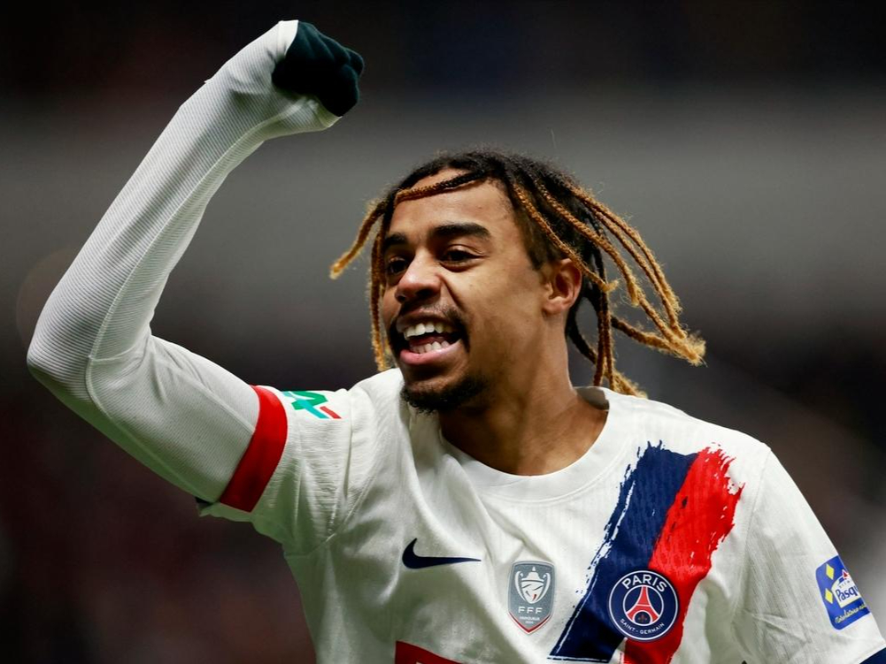 法国队惊险过关，取得关键胜利的简单介绍