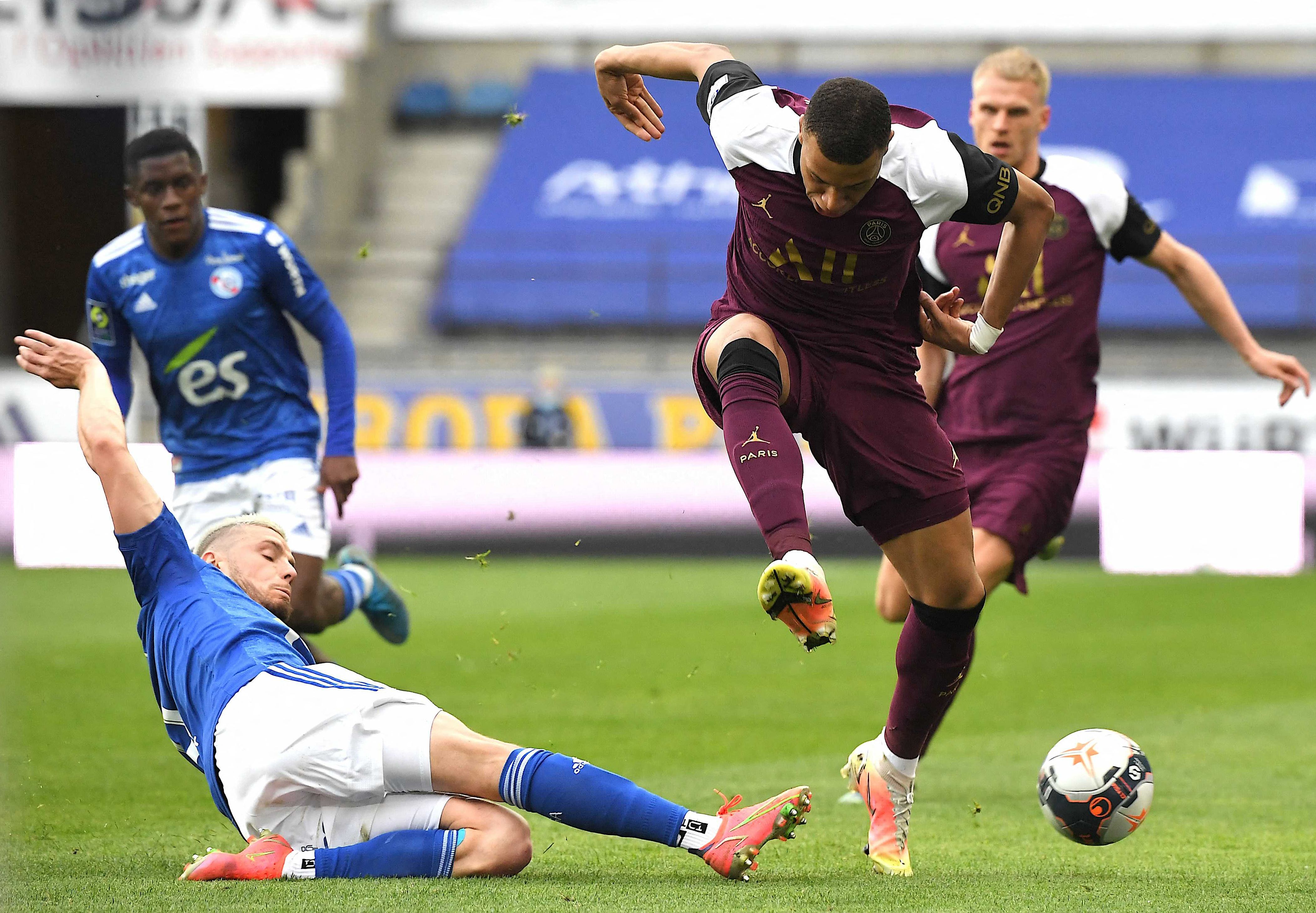 里昂客场大胜梅斯，追赶积分榜前列的简单介绍