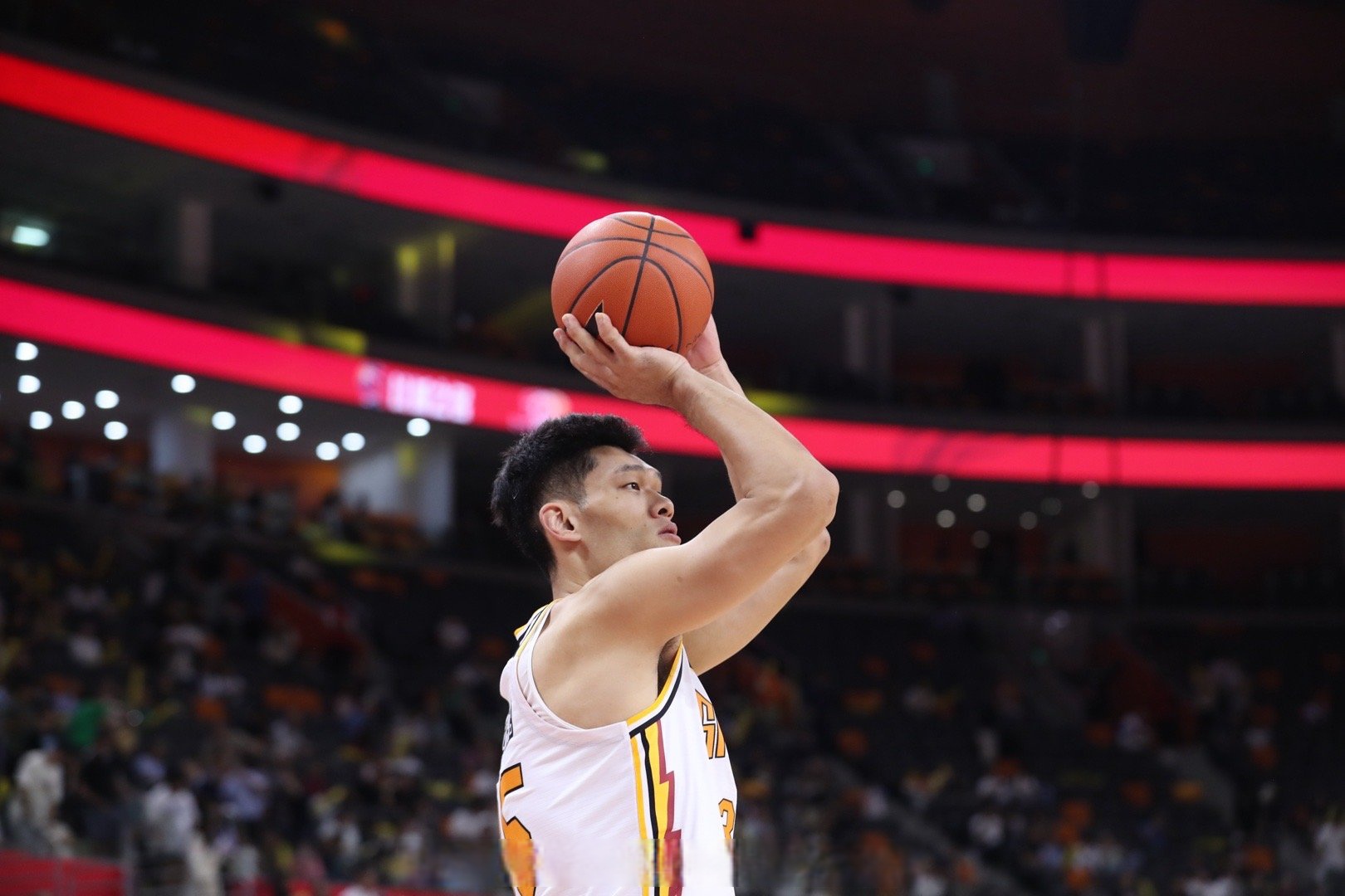 关于山西男篮积极备战，雄心勃发冲刺季后赛的信息